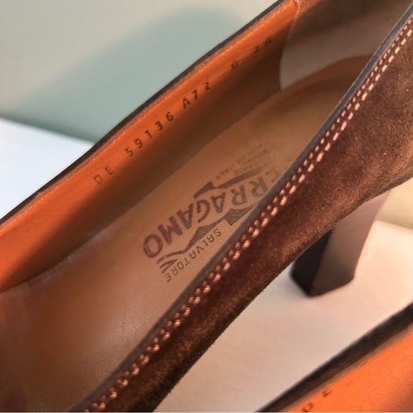 Salvatore Ferragamo Italian Olive Green Suede Heel, Loafer Style - Picture 5 of 11